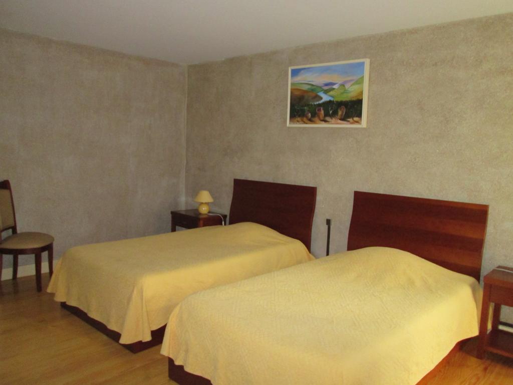 Chambre d'hotes Les Bordes Marzy Chambre photo